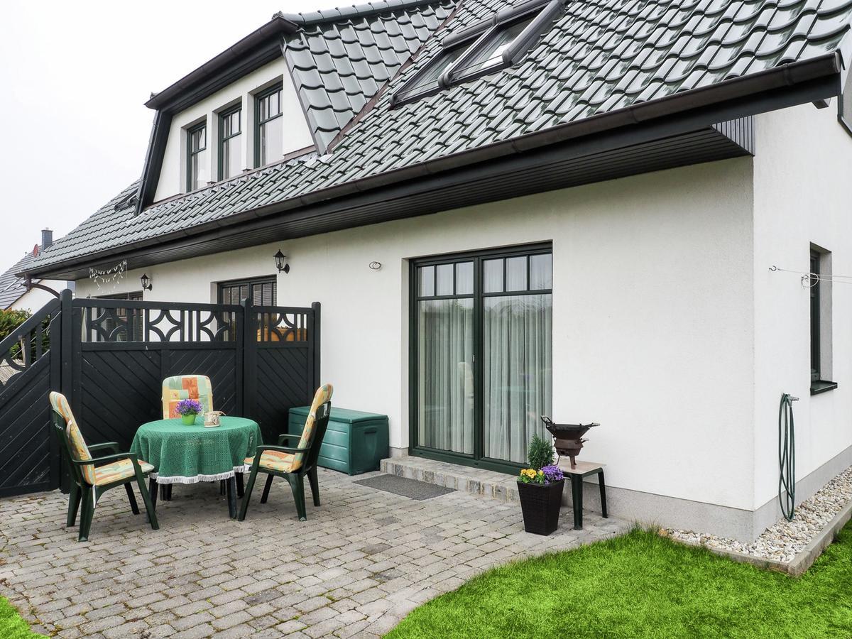 Modern Apartment In Kuhlungsborn With Garden Extérieur photo