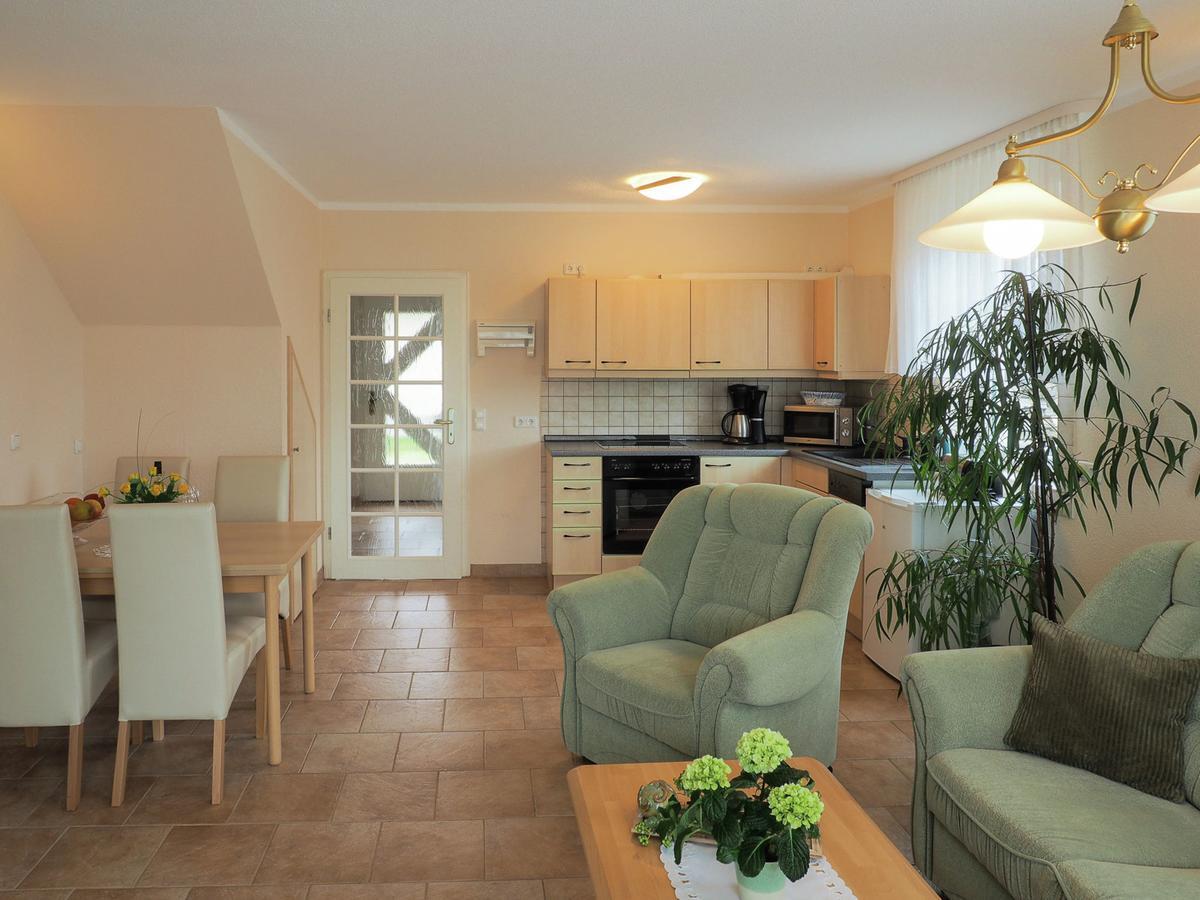 Modern Apartment In Kuhlungsborn With Garden Extérieur photo