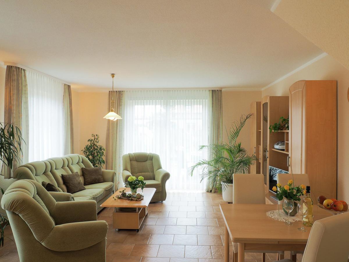 Modern Apartment In Kuhlungsborn With Garden Extérieur photo